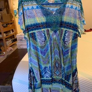 World Unity Casual Women’s Shirt Size Large